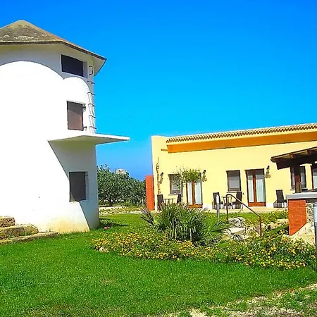 Azienda Agrituristica Tenuta Pizzolungo Farm stay Erice